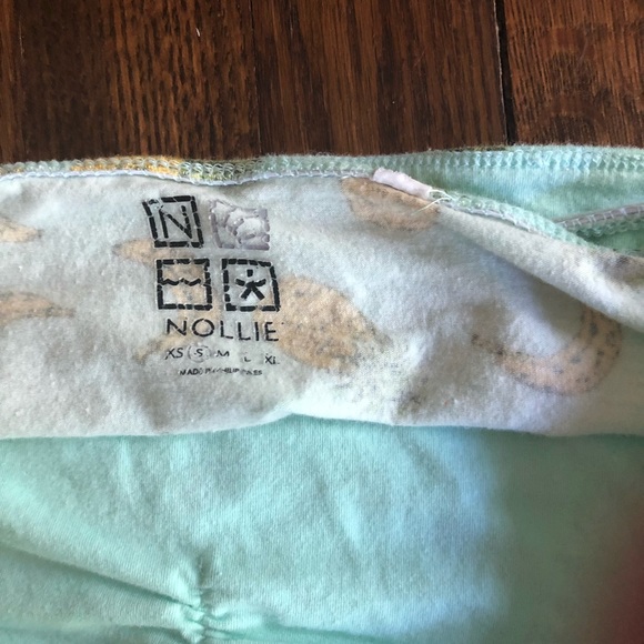 Pac Sun Crop Top 🍍 - Picture 3 of 3